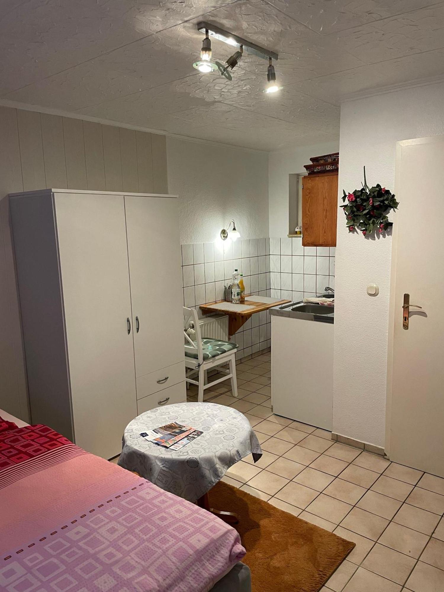 Apartment Haus-halliger-appartment-helle